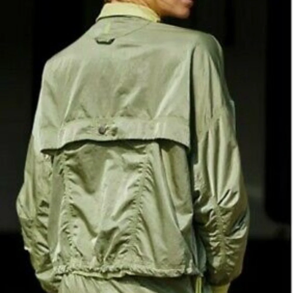 Free People Movement Olive Green &Yellow Reversible Windbreaker Opal Jacket SzXS - Picture 9 of 16